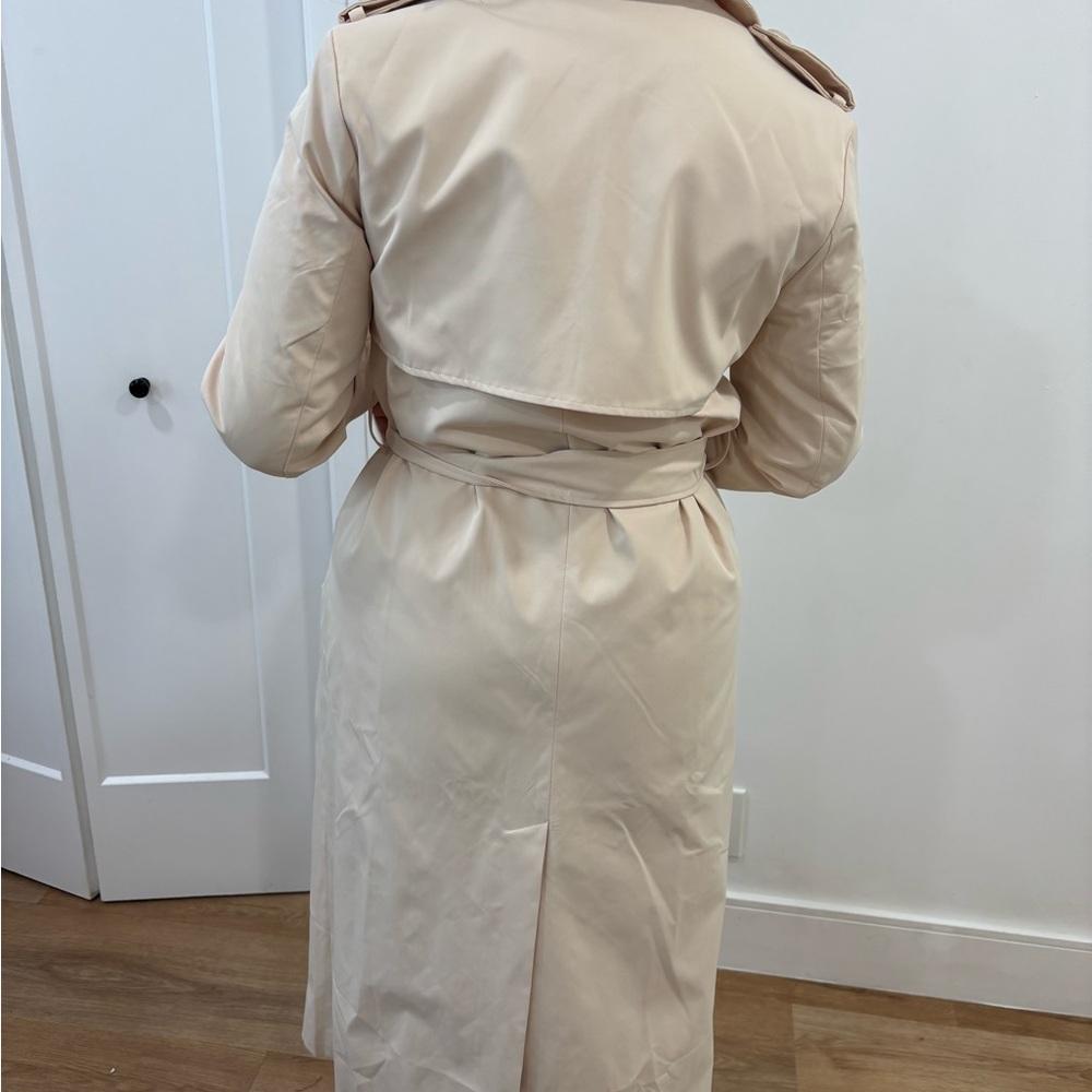Chic Beige Trench Coat